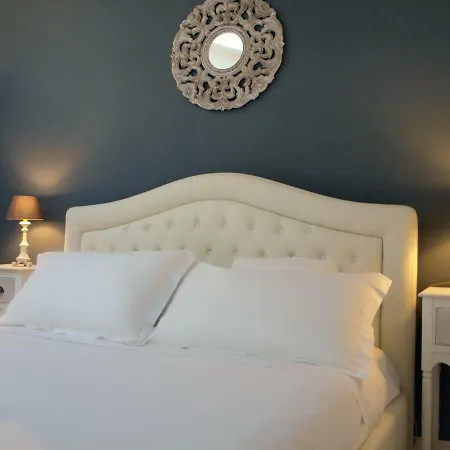 Acquaderni Rooms-3